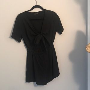 Black tie romper with cut out